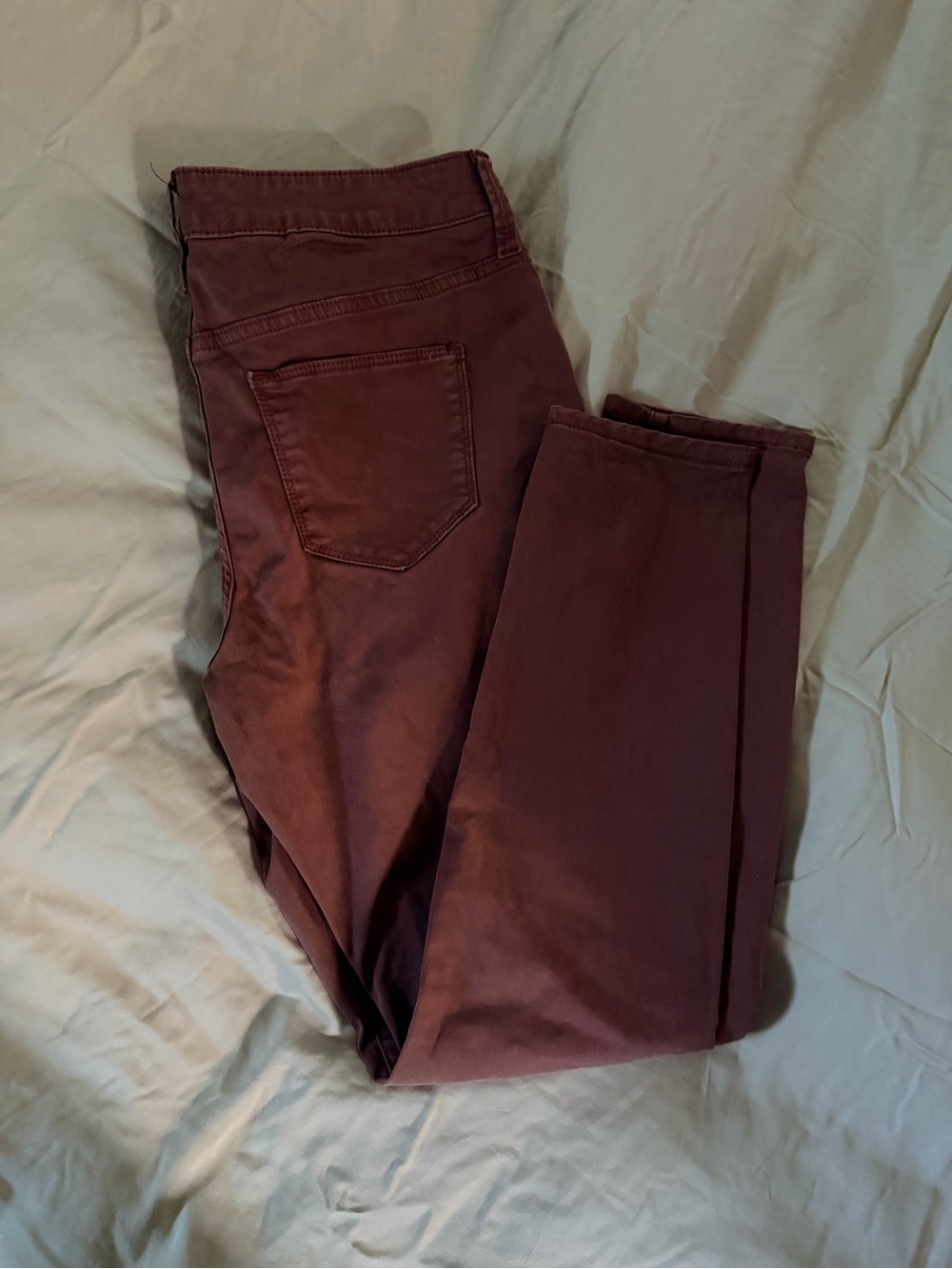 Universal Thread w/ Lyocell women’s 10/30 rust mid rise skinny denim pants